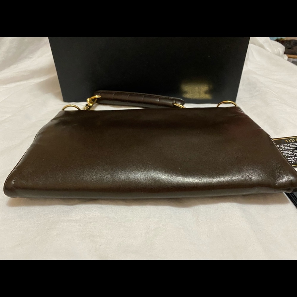 Authentic Chanel handbag - Picture 4 of 14